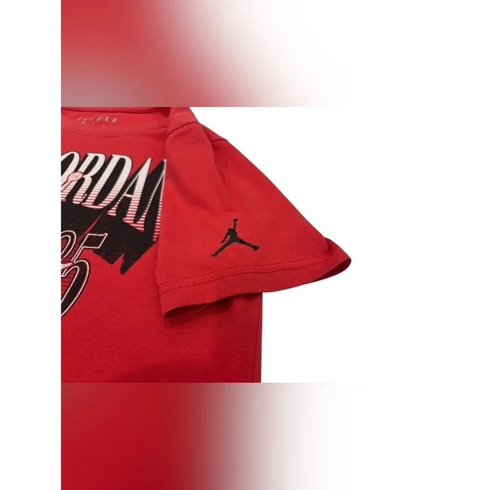 Boys Medium 10-12 Jordan Red Graphic Kids T-Shirt